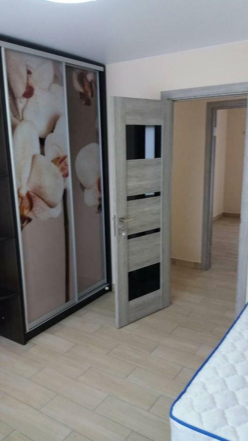 Apartamento 105 Khmelʼnytsʼkyy Exterior foto
